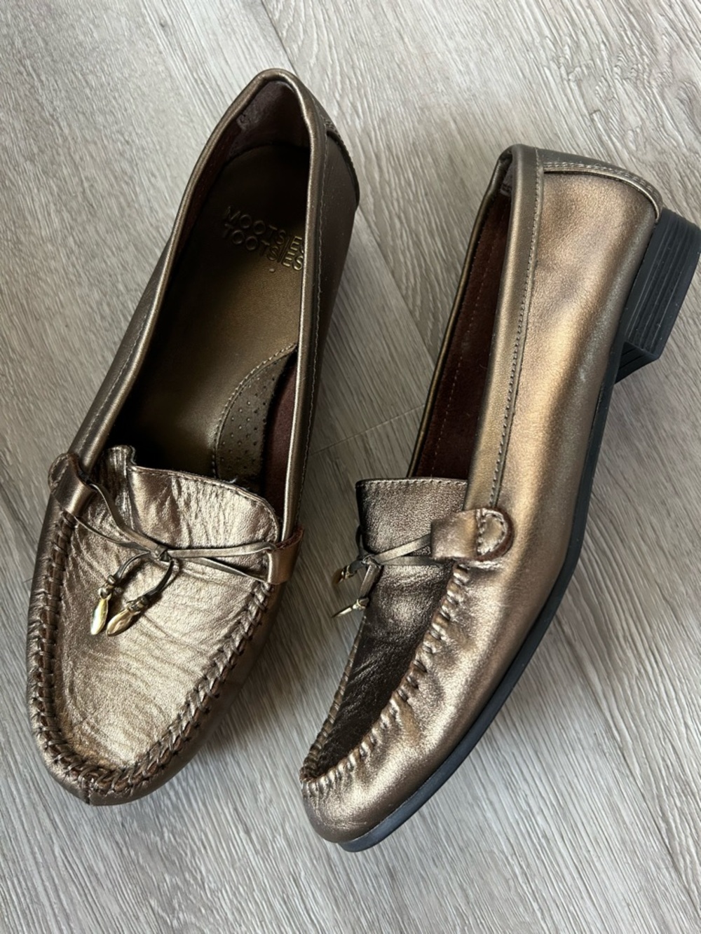 Mootsies Tootsies Bronze Golden Leather Loafers size 6.5